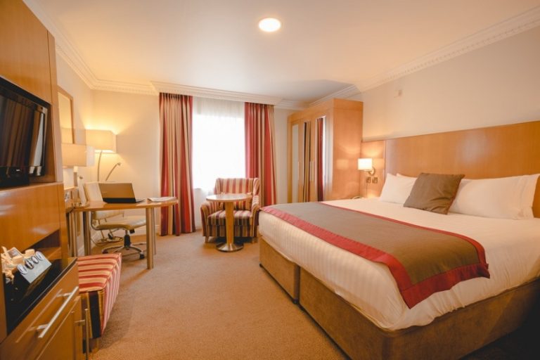 clanree executive room update 1 1  768x512